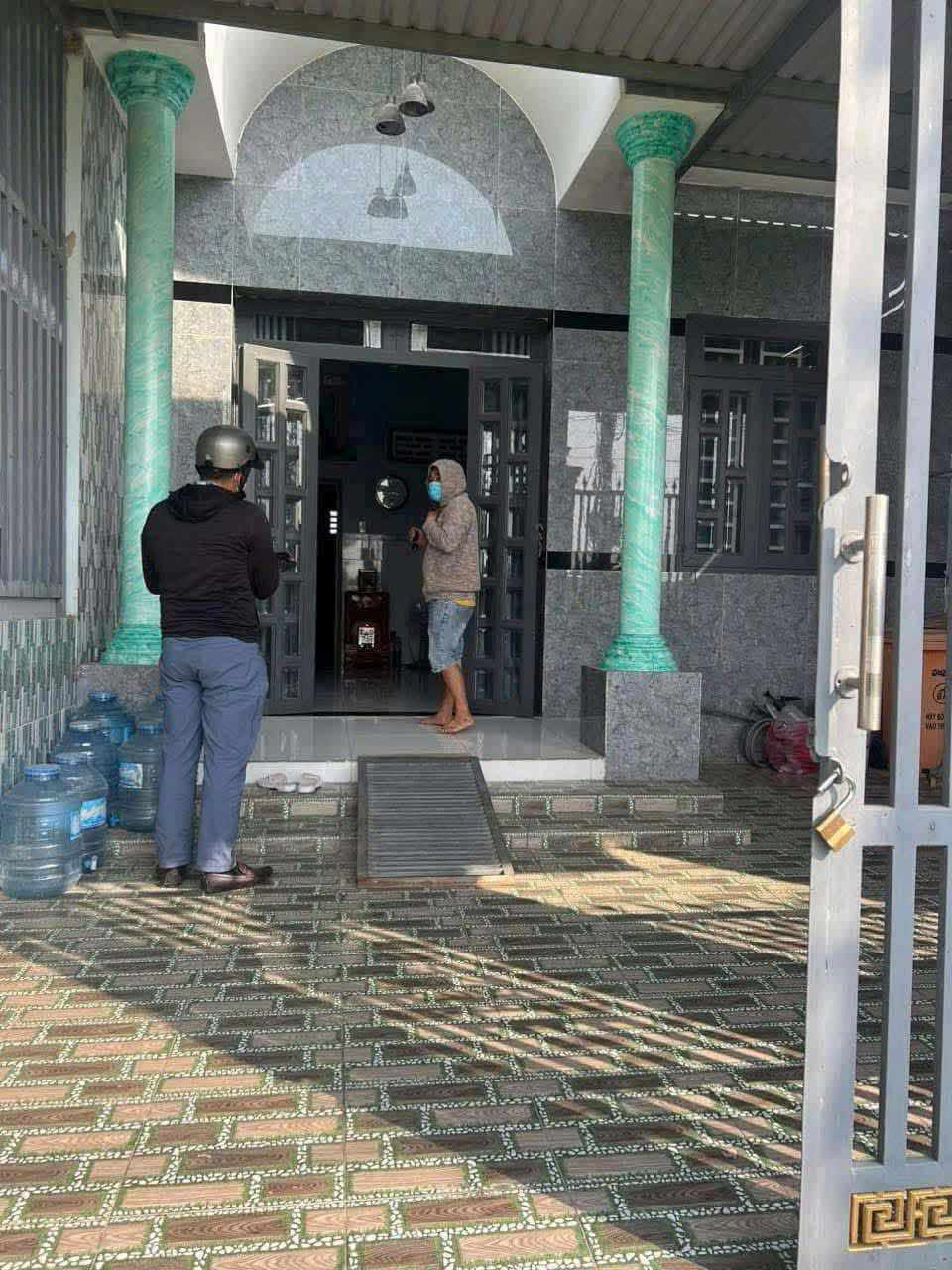 Bán căn nhà cấp 4 xây kiên cố
