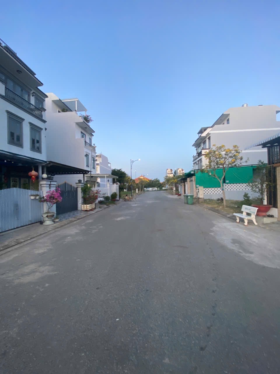 bán nhà 3 tần khu năm sao